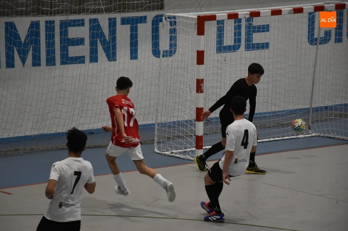 Foto 6 - #M [25-27 ABR] El III Columnas arrasa en sus duelos ante el Ayto Santa Marta