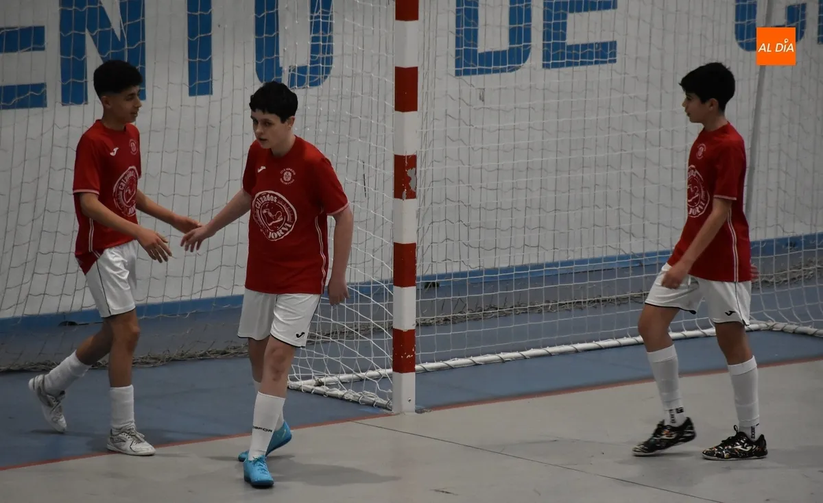 Foto 7 - #M [25-27 ABR] El III Columnas arrasa en sus duelos ante el Ayto Santa Marta