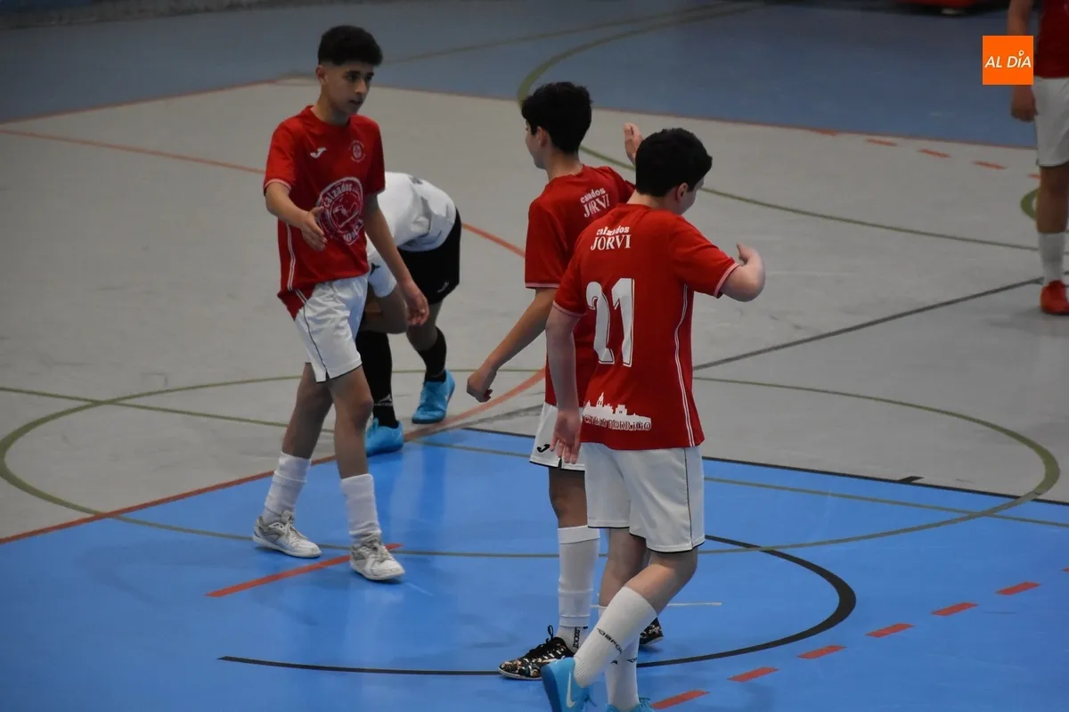 Foto 11 - #M [25-27 ABR] El III Columnas arrasa en sus duelos ante el Ayto Santa Marta