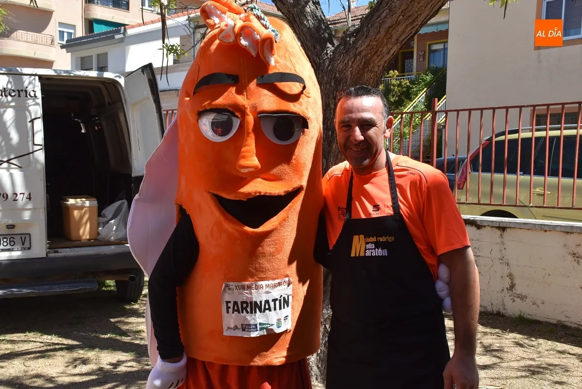 Foto 6 - Farinat&iacute;n triunfa en su estreno