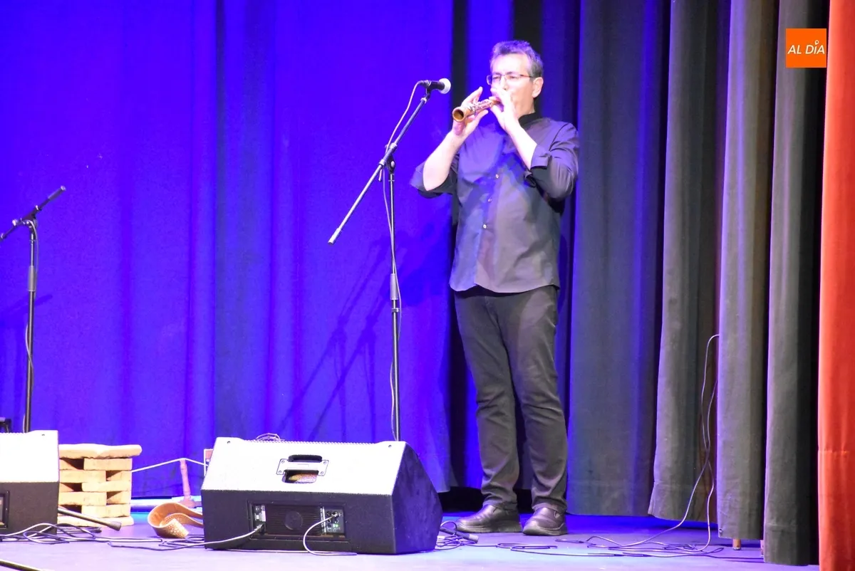 Foto 2 - Baleo llena el Teatro con motivo de la presentaci&oacute;n de su disco &lsquo;La palabra que te doy&rsquo;