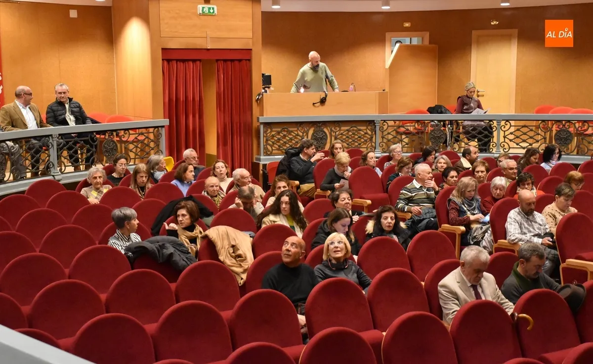 Foto 3 - Francisco Mart&iacute;nez Ramos toca obras de Chopin para celebrar los 125 a&ntilde;os del Teatro