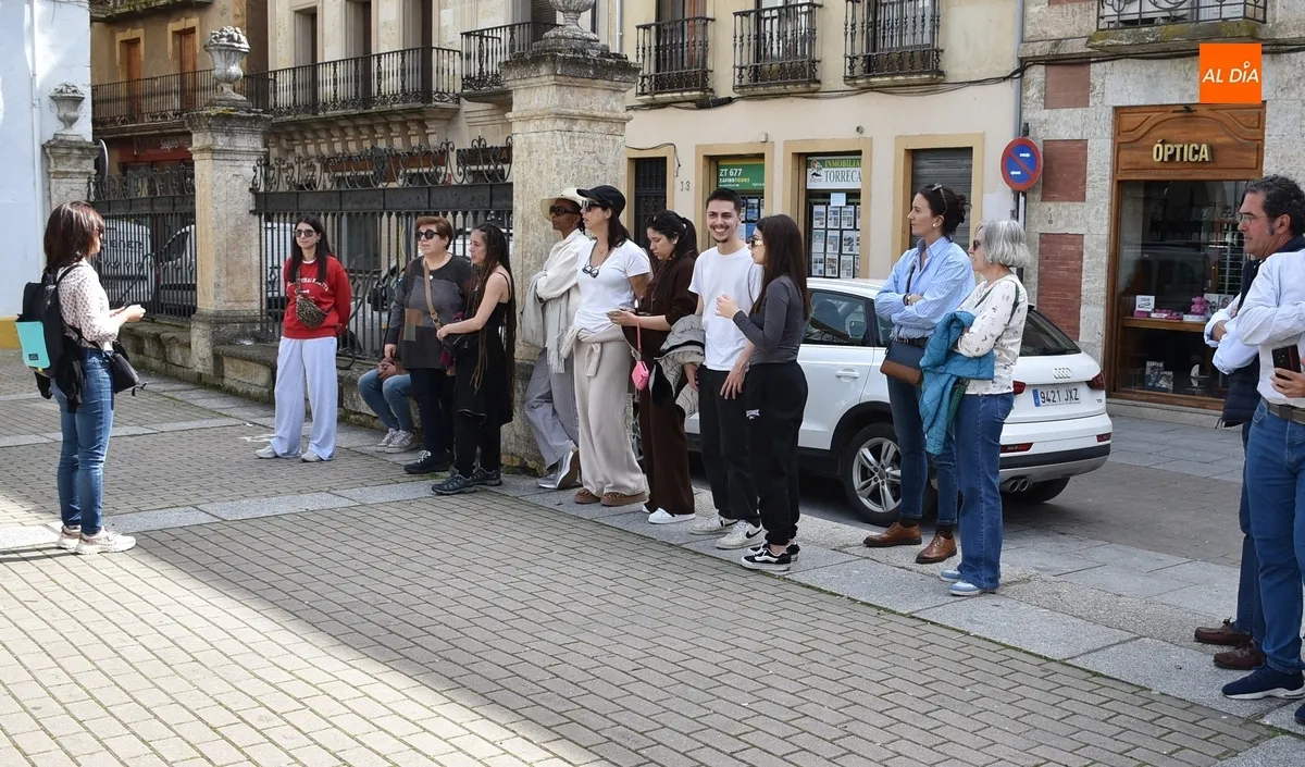 Foto 3 - Profesores y alumnos de Alcochete conocen Mir&oacute;briga de la mano de la EOI en un proyecto Erasmus+
