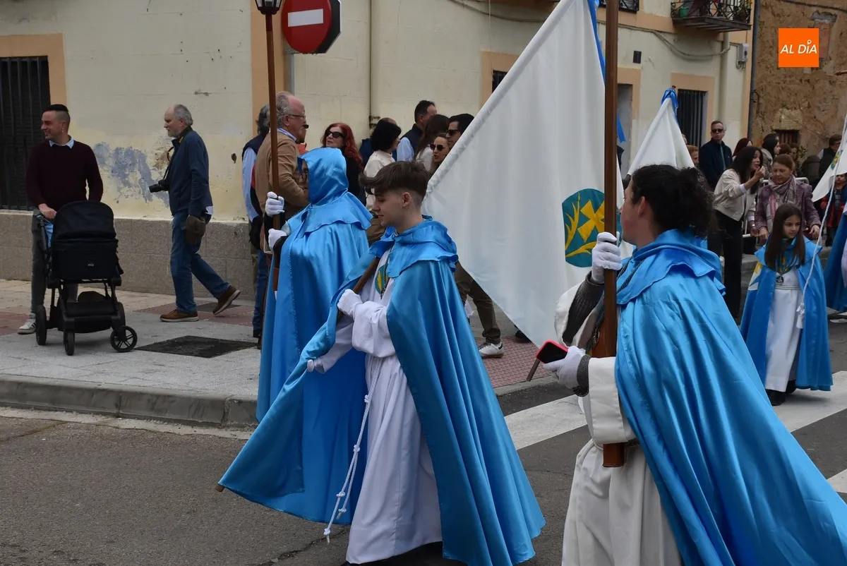 Foto 2 - Ciudad Rodrigo disfruta de su primera procesi&oacute;n en una despejada ma&ntilde;ana con gran gent&iacute;o
