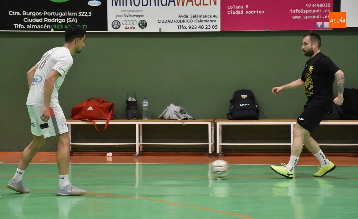 Foto 4 - El Mir&oacute;briga Futsal se impone a La Fea sin demasiadas complicaciones