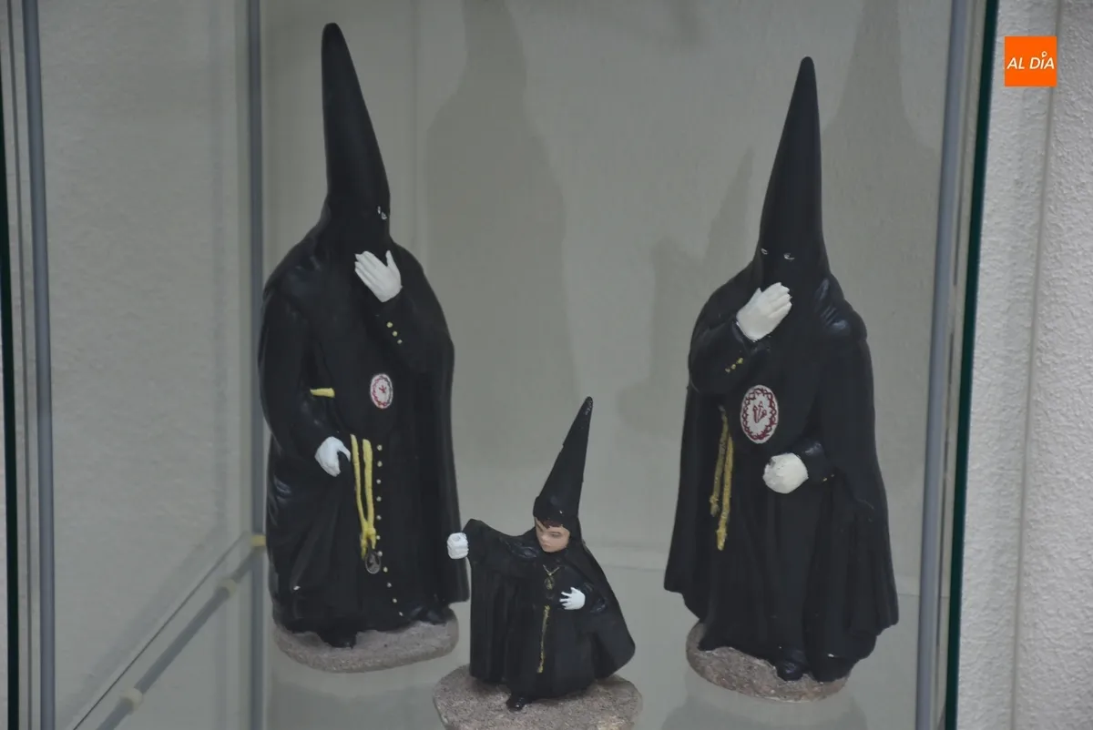 Foto 10 - Expuestas unas detallistas maquetas semanasanteras creadas por la familia P&eacute;rez de Burgos Oliva