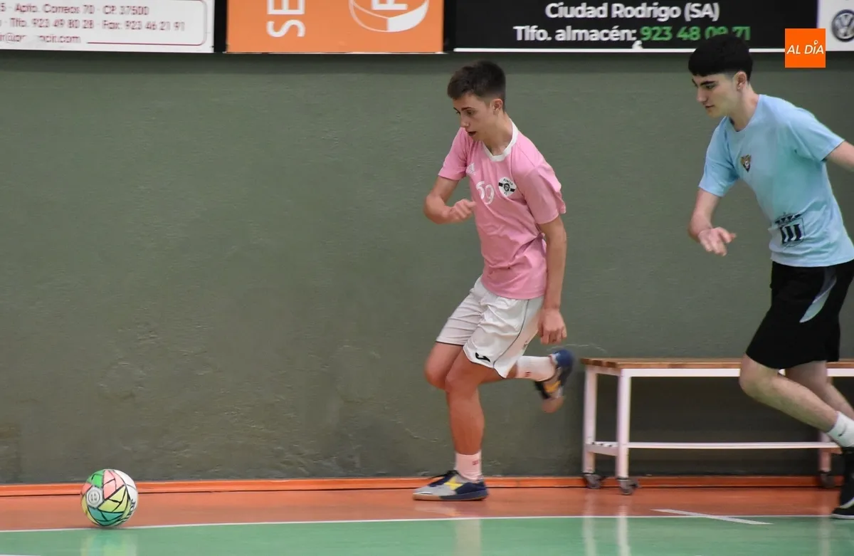 Foto 2 - Puente X Brazzers se lleva la 3&ordf; Farinato League de F&uacute;tbol Sala