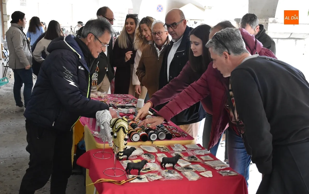 Foto 6 - Los soportales de Cardenal Pacheco albergan un ap&eacute;ndice al Mercado con 4 puestos mirobrigenses