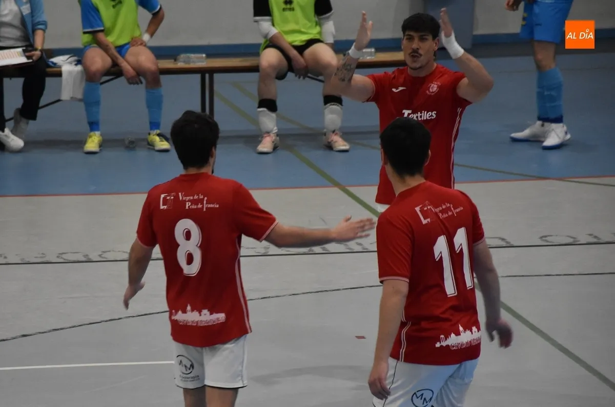 Foto 5 - El III Senior tiene que ganar &lsquo;dos veces&rsquo; el derby ante el FS Salamanca B