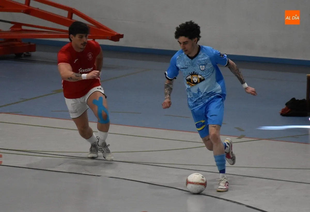 Foto 10 - El III Senior tiene que ganar &lsquo;dos veces&rsquo; el derby ante el FS Salamanca B