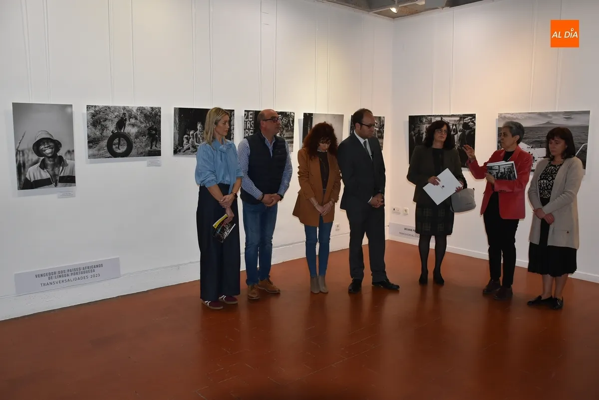 Foto 3 - El Ayuntamiento abre relaci&oacute;n con el Centro de Estudios Ib&eacute;ricos con una expo &lsquo;sin Fronteras&rsquo; 