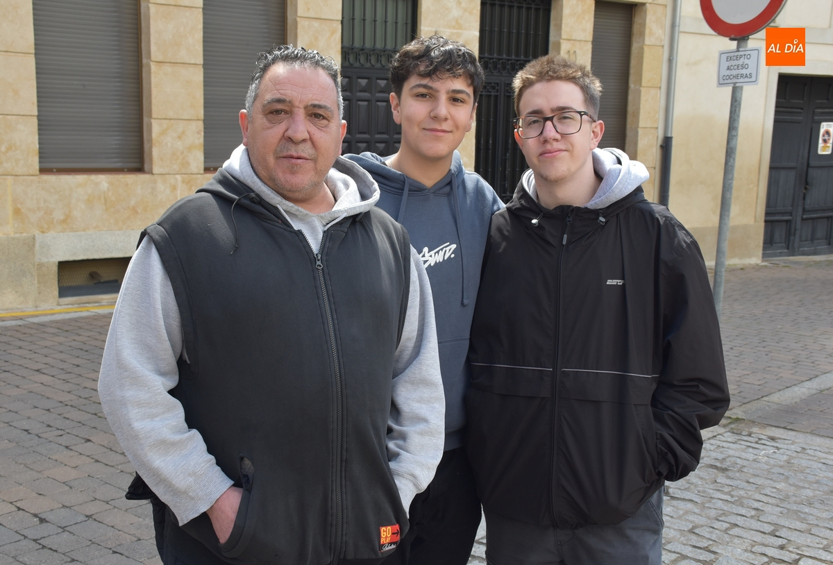 Eh, sácanos una foto: De procesión en procesión