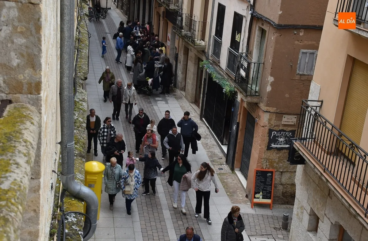 Foto 11 - Hasta cenas al aire libre en el concurrid&iacute;simo Jueves Santo de Ciudad Rodrigo