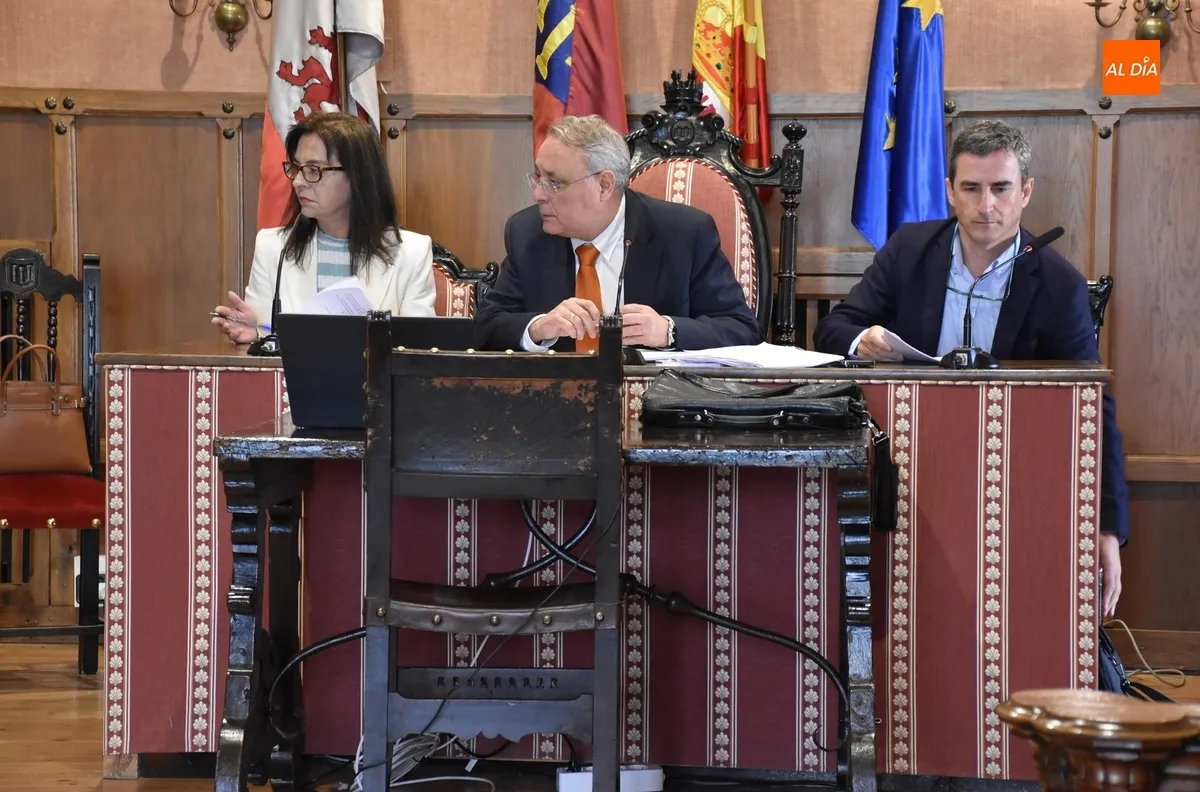 Foto 3 - La Junta de Gobierno del Colegio de la Abogac&iacute;a de Salamanca visita el Partido Judicial de Ciudad Rodrigo