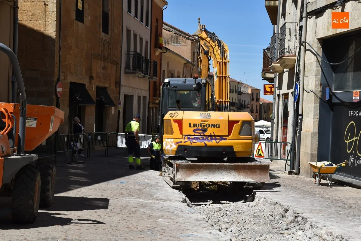Foto 4 - En marcha las obras de reforma del tramo que faltaba de la R&uacute;a del Sol