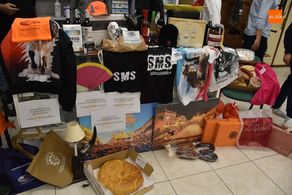 Foto 3 - Carnavaldeltoro.es entrega la mayor parte de los regalos de su Cesta del Antruejo 2025