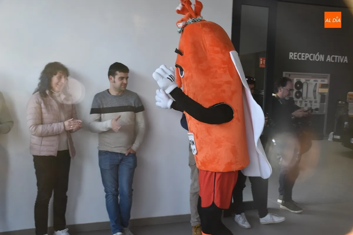 Foto 6 - La Media Marat&oacute;n estrena mascota en su edici&oacute;n con m&aacute;s inscritos desde antes de la pandemia