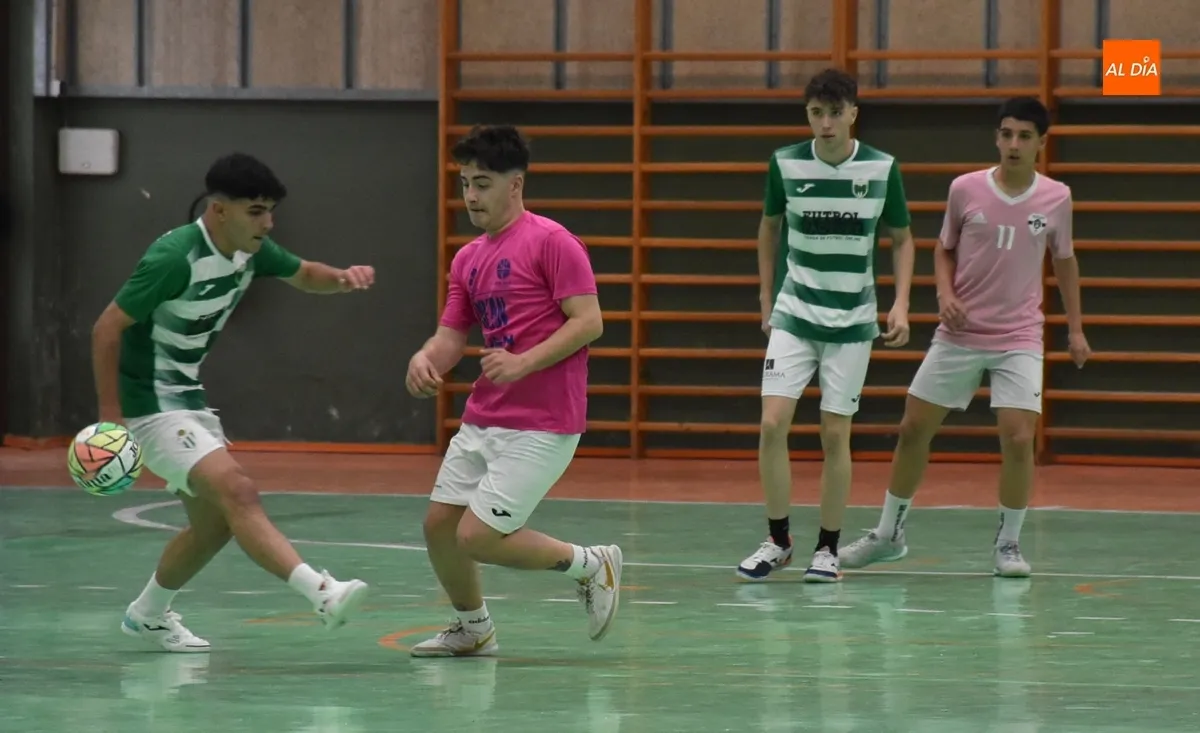 Foto 6 - Echa a andar la 3&ordf; Farinato League con un fant&aacute;stico ambiente en Conde de Fox&aacute;