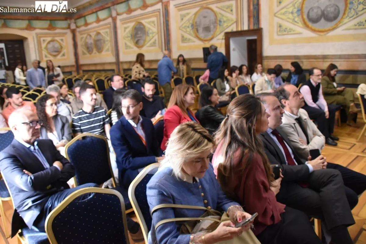 Reunión en Salamanca con motivo de los 100 trasplantes de páncreas y 100 de riñón realizados en el Hospital de Salamanca | FOTOS: Vanesa Martins  