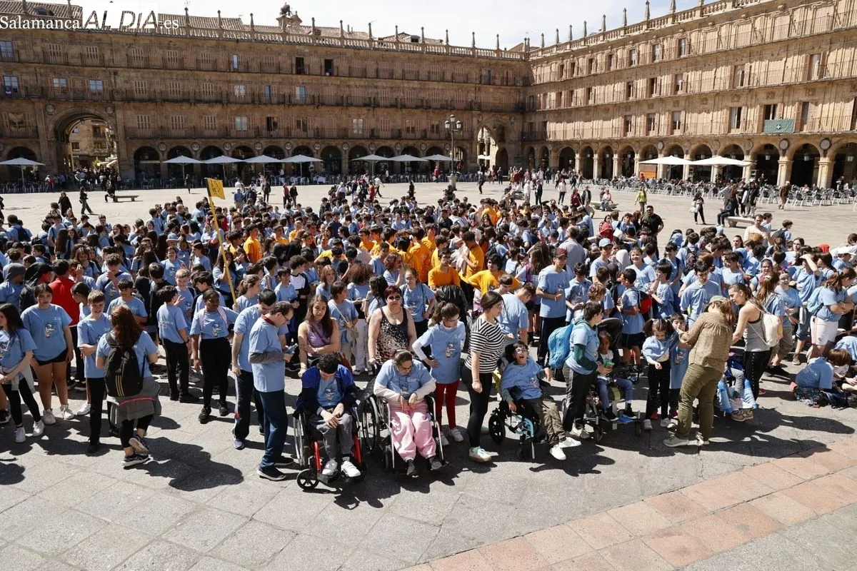 Día de Educación Física en la Calle celebrado en la Plaza Mayor. Foto de David Sañudo
