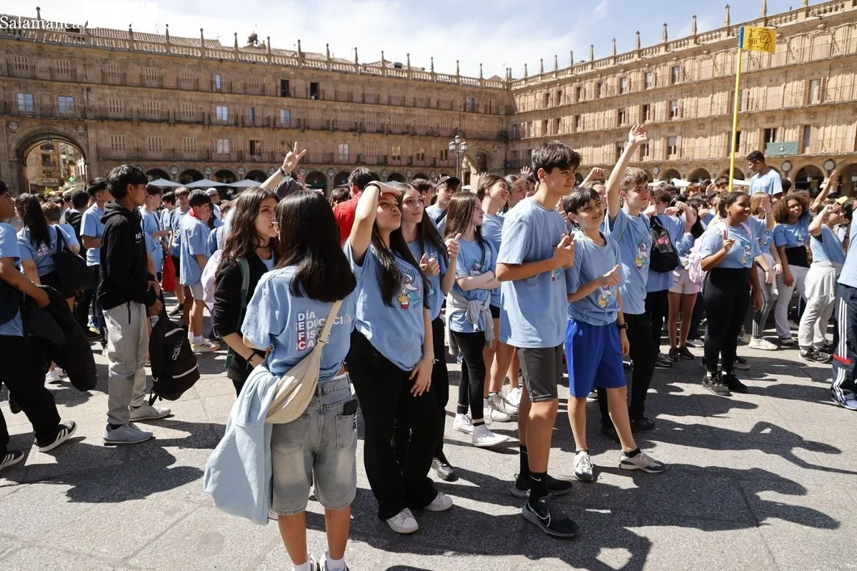 Día de Educación Física en la Calle celebrado en la Plaza Mayor. Foto de David Sañudo