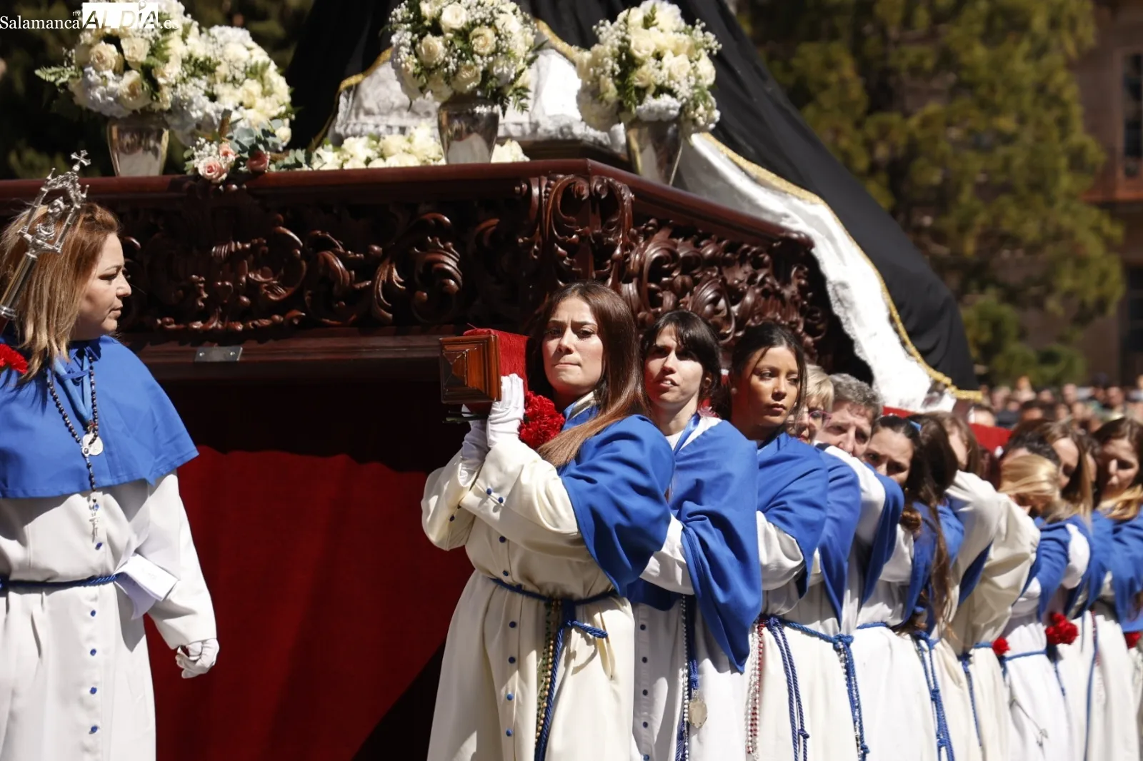 Encuentro entre Jesús Resucitado y la Virgen de la Alegría | Fotos: David Sañudo
