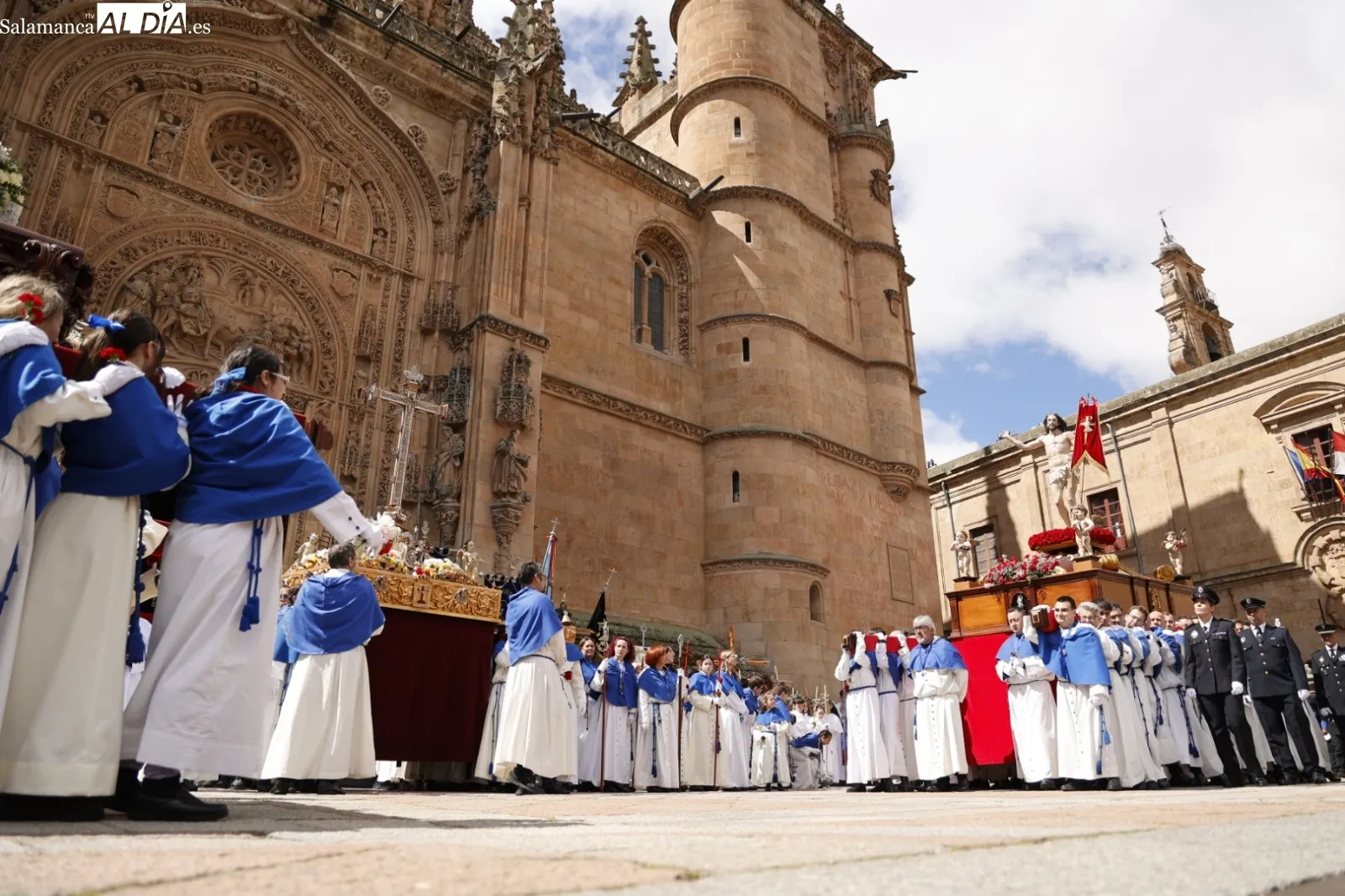 Encuentro entre Jesús Resucitado y la Virgen de la Alegría | Fotos: David Sañudo