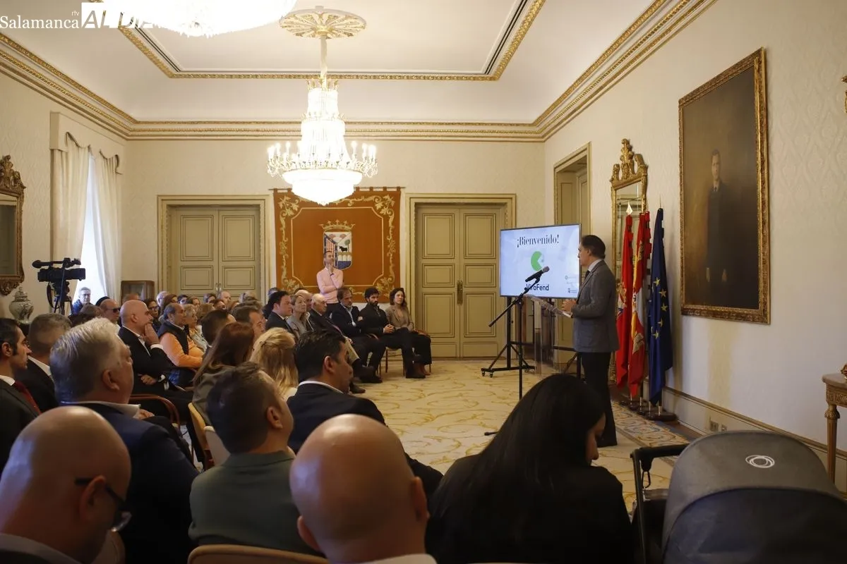 Presentación en el Ayuntamiento de Salamanca de ViroFend Therapeutics, el primer proyecto de la Incubadora de Empresas Biosanitarias (Abioinnova). Foto de Ángel Puma