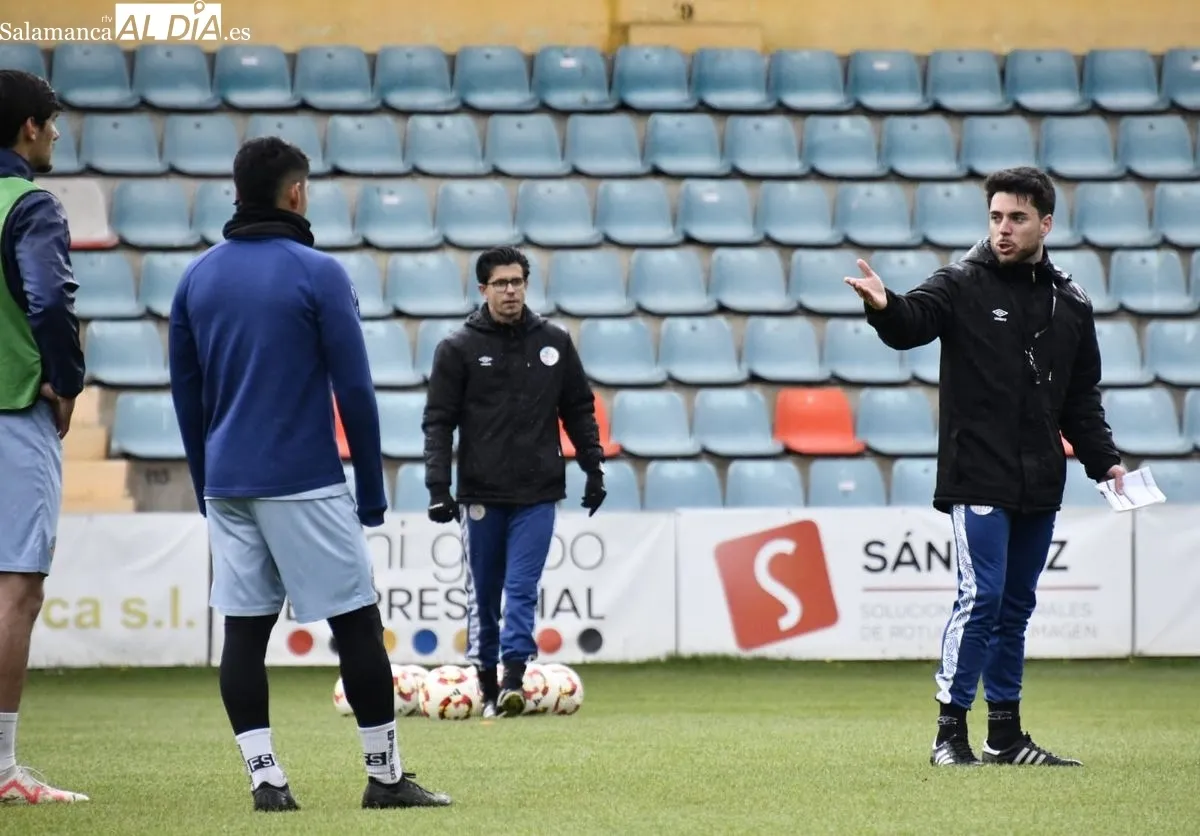 Entrenamiento del Salamanca UDS este martes en el estadio Helmántico