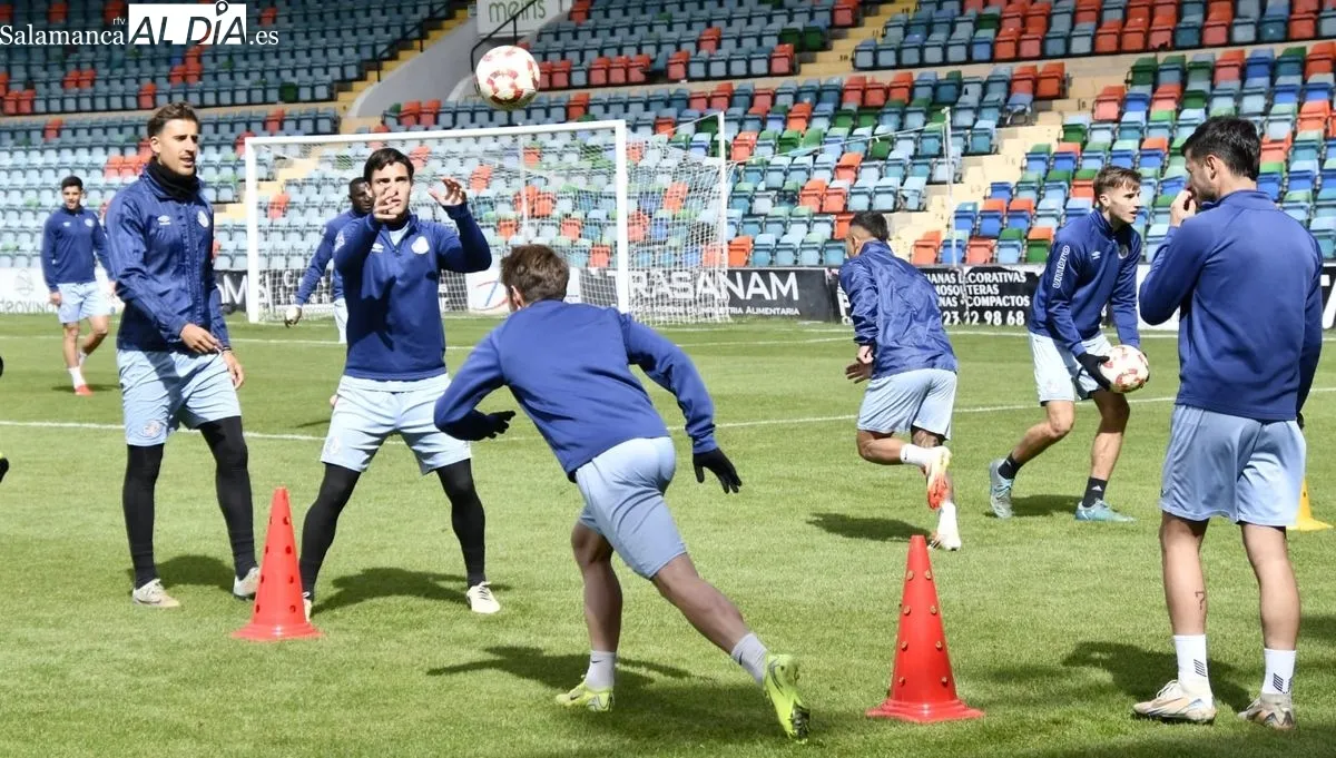 Entrenamiento del Salamanca UDS este martes en el estadio Helmántico