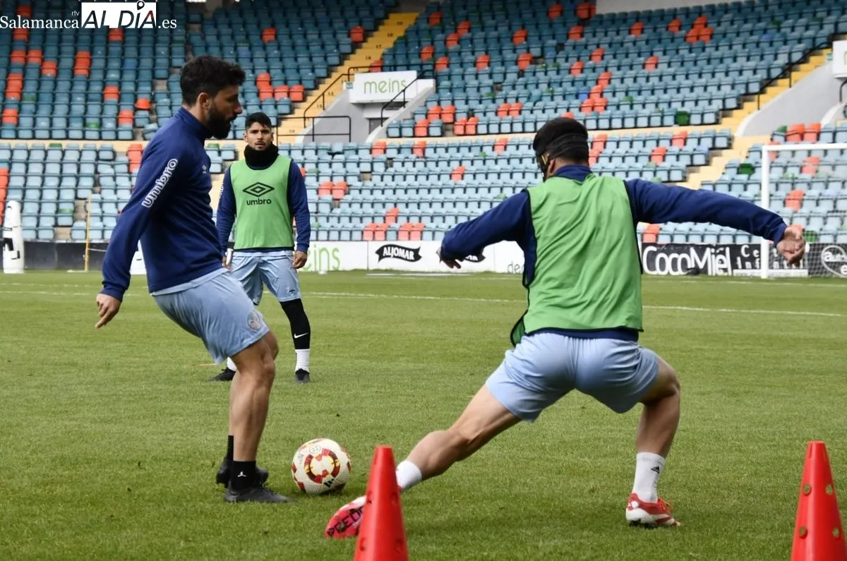 Entrenamiento del Salamanca UDS este martes en el estadio Helmántico
