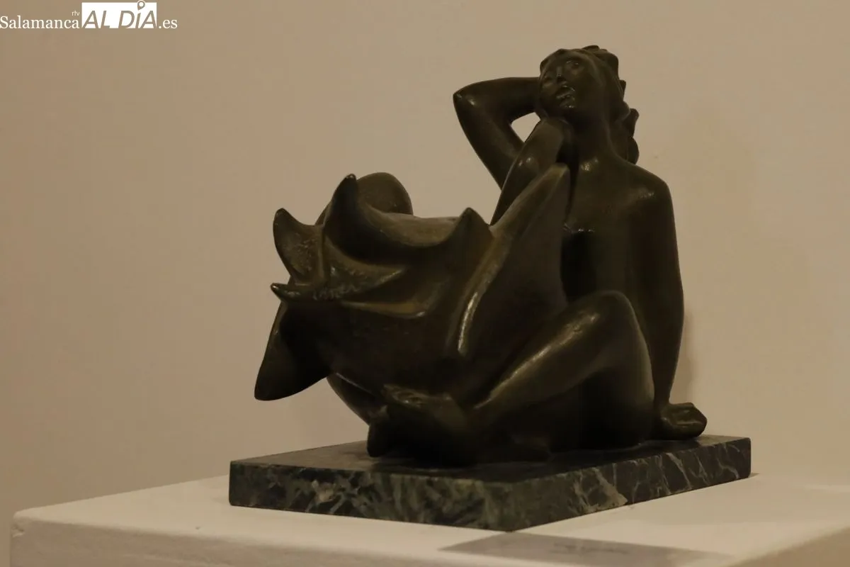 Exposición 'El sentimiento femenino en la obra de Agustín Casillas' | FOTOS: David Domínguez 