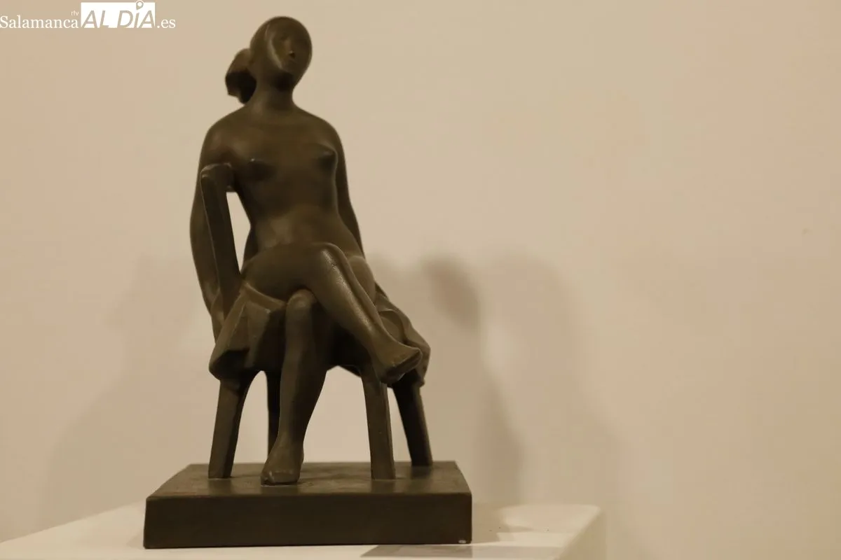Exposición 'El sentimiento femenino en la obra de Agustín Casillas' | FOTOS: David Domínguez 