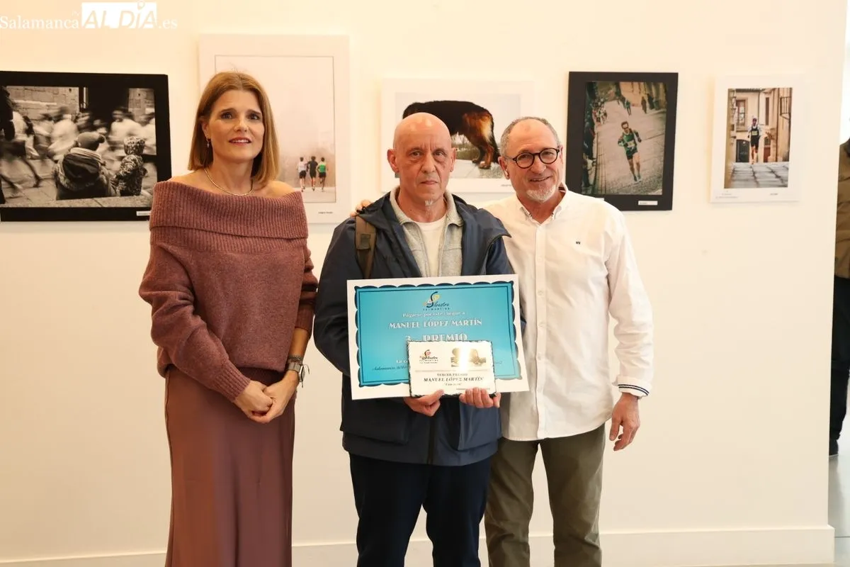 Inauguración de la exposición fotográfica 'XXXX San Silvestre Salmantina'. Fotos: David Sañudo