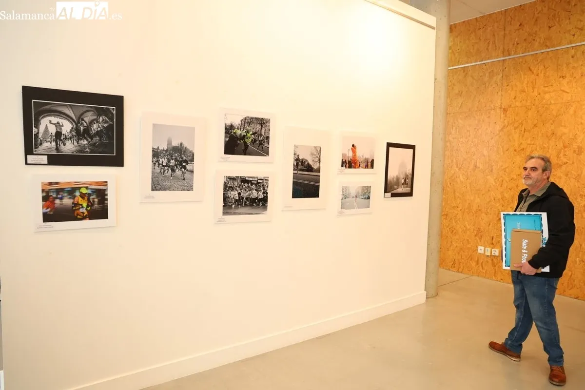 Inauguración de la exposición fotográfica 'XXXX San Silvestre Salmantina'. Fotos: David Sañudo