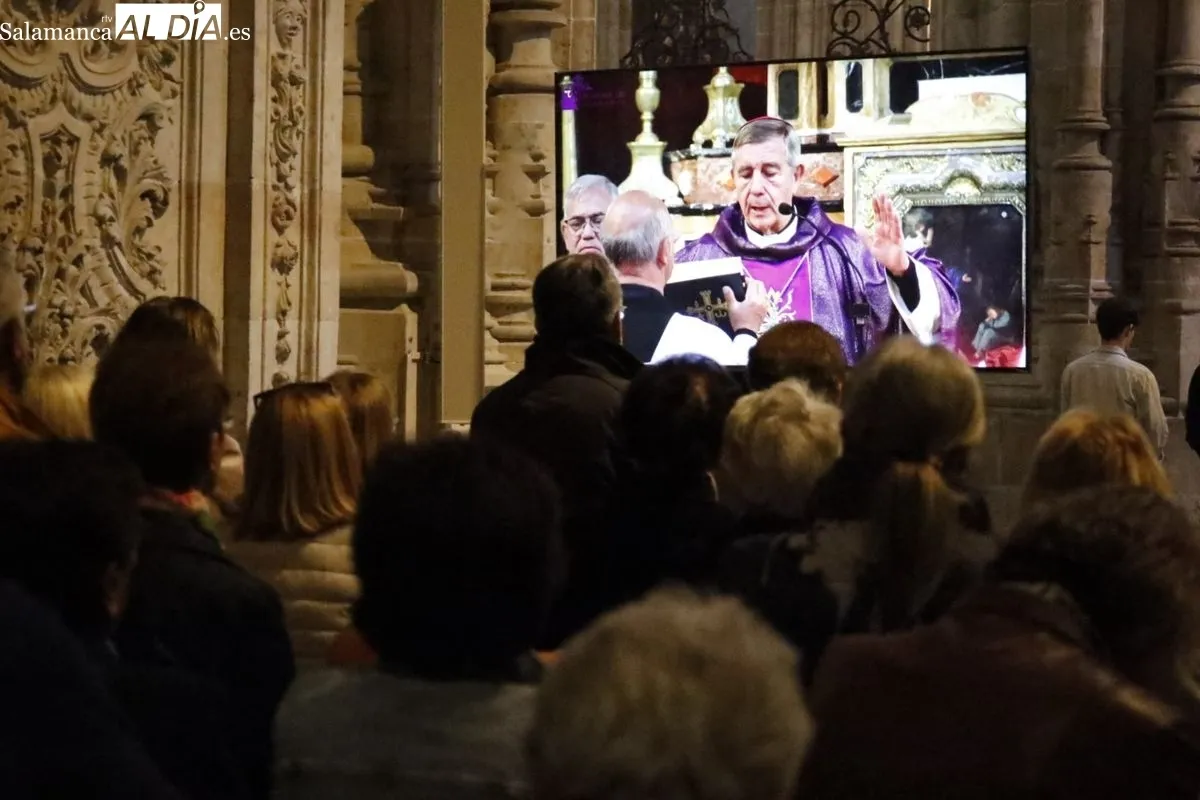 Funeral por el papa Francisco en la Catedral de Salamanca. Fotos: David Domínguez