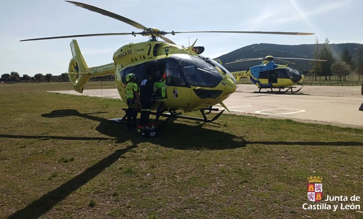 Foto 2 - Un joven de 22 a&ntilde;os se clava un palo en un ojo mientras desbrozaba en El Ma&iacute;llo