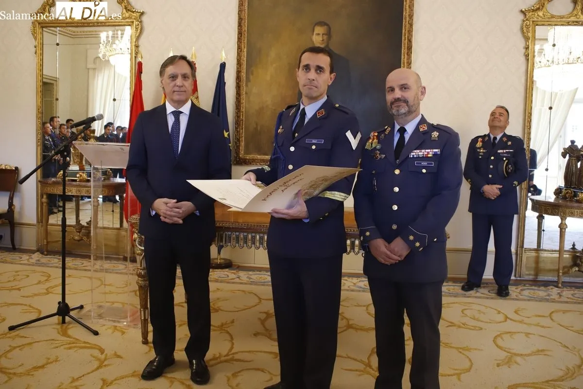 Nuevos Huéspedes Distinguidos, la 76ª promoción de la Academia General del Aire y a la 33ª promoción de la Academia Básica del Aire. Foto de Ángel Puma