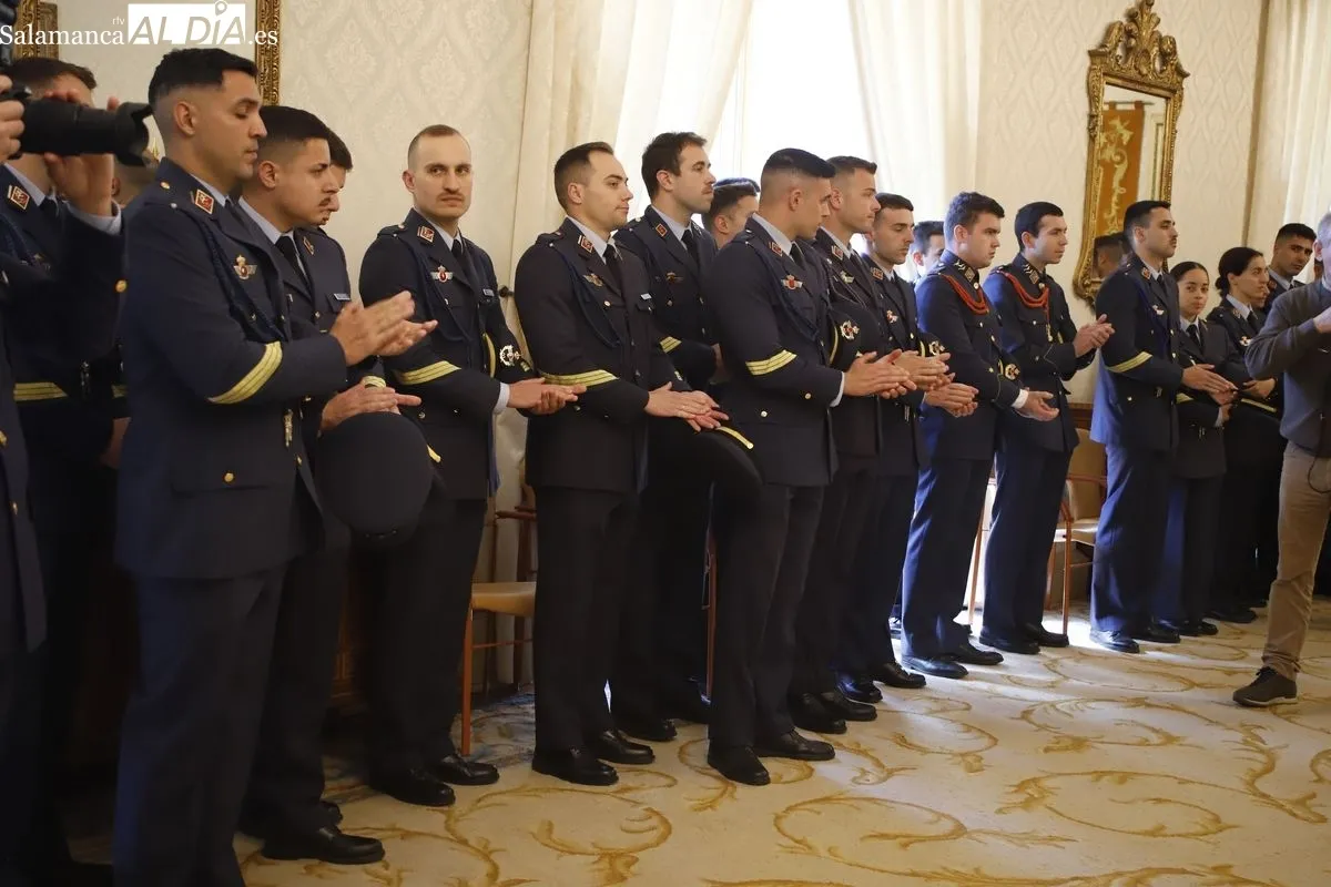 Nuevos Huéspedes Distinguidos, la 76ª promoción de la Academia General del Aire y a la 33ª promoción de la Academia Básica del Aire. Foto de Ángel Puma