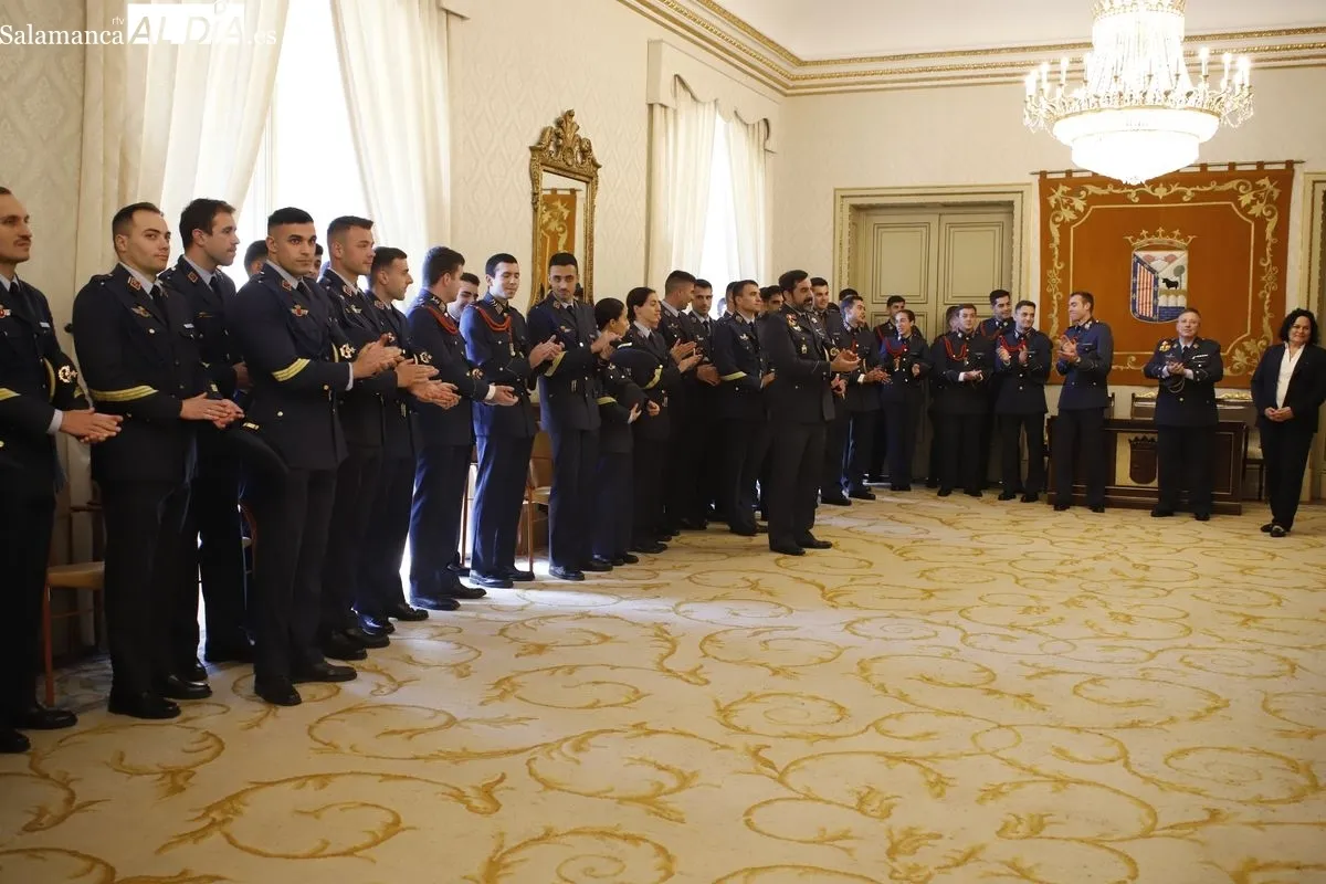 Nuevos Huéspedes Distinguidos, la 76ª promoción de la Academia General del Aire y a la 33ª promoción de la Academia Básica del Aire. Foto de Ángel Puma