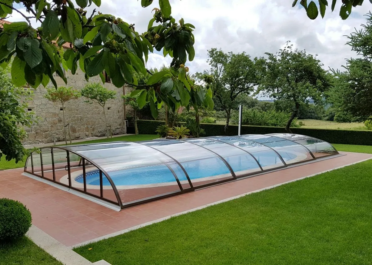 Foto 4 - Cuposol: cubiertas de piscina con sello salmantino