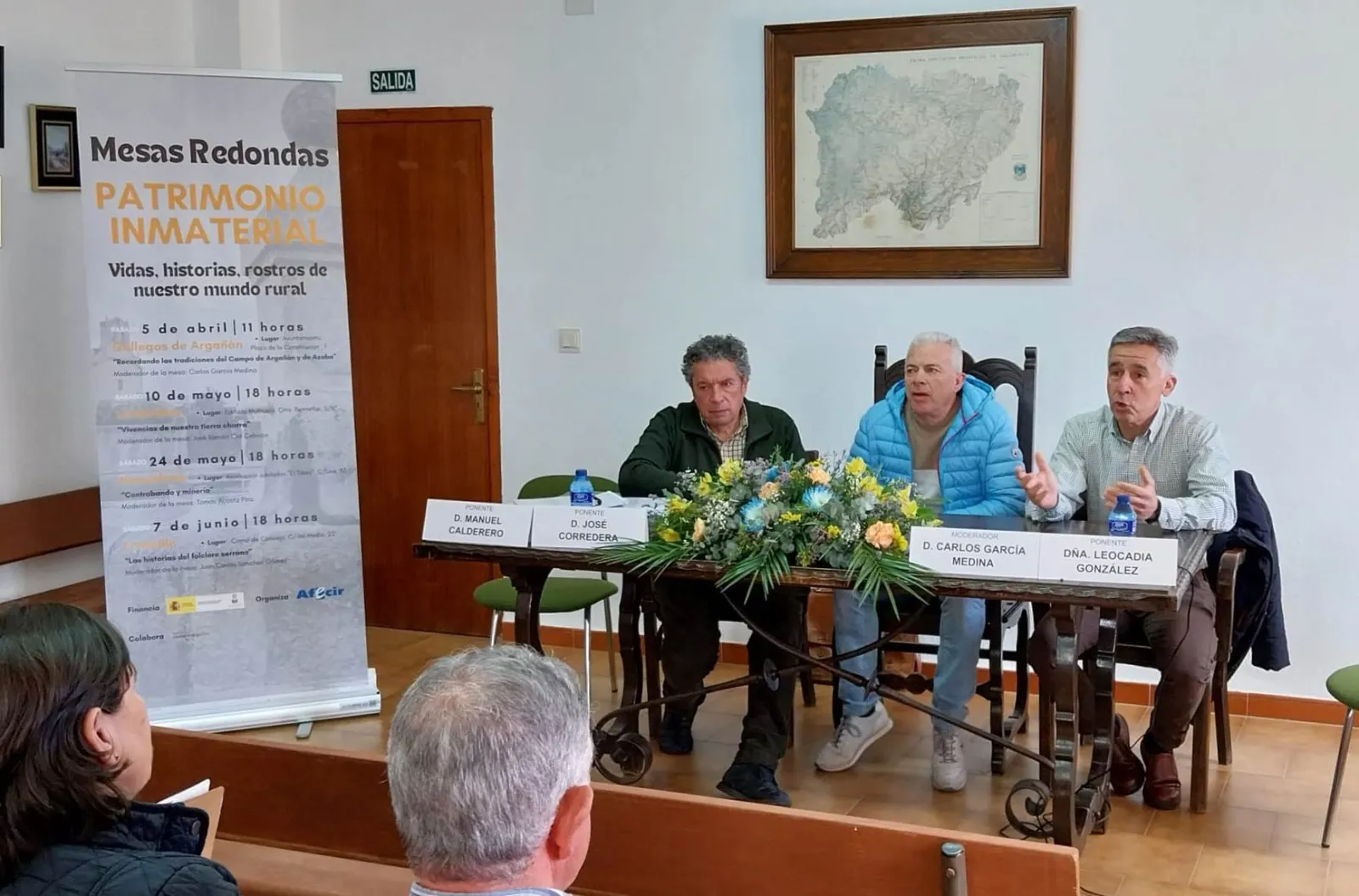 Foto 3 - Los recuerdos de los campos de Arga&ntilde;&aacute;n y de Azaba abren las mesas redondas de Enclave Literaria