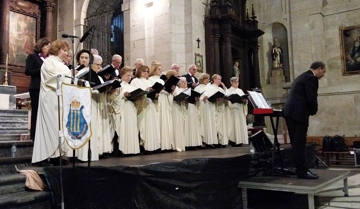 La Coral Dámaso Ledesma alcanza el lleno en su concierto semanasantero