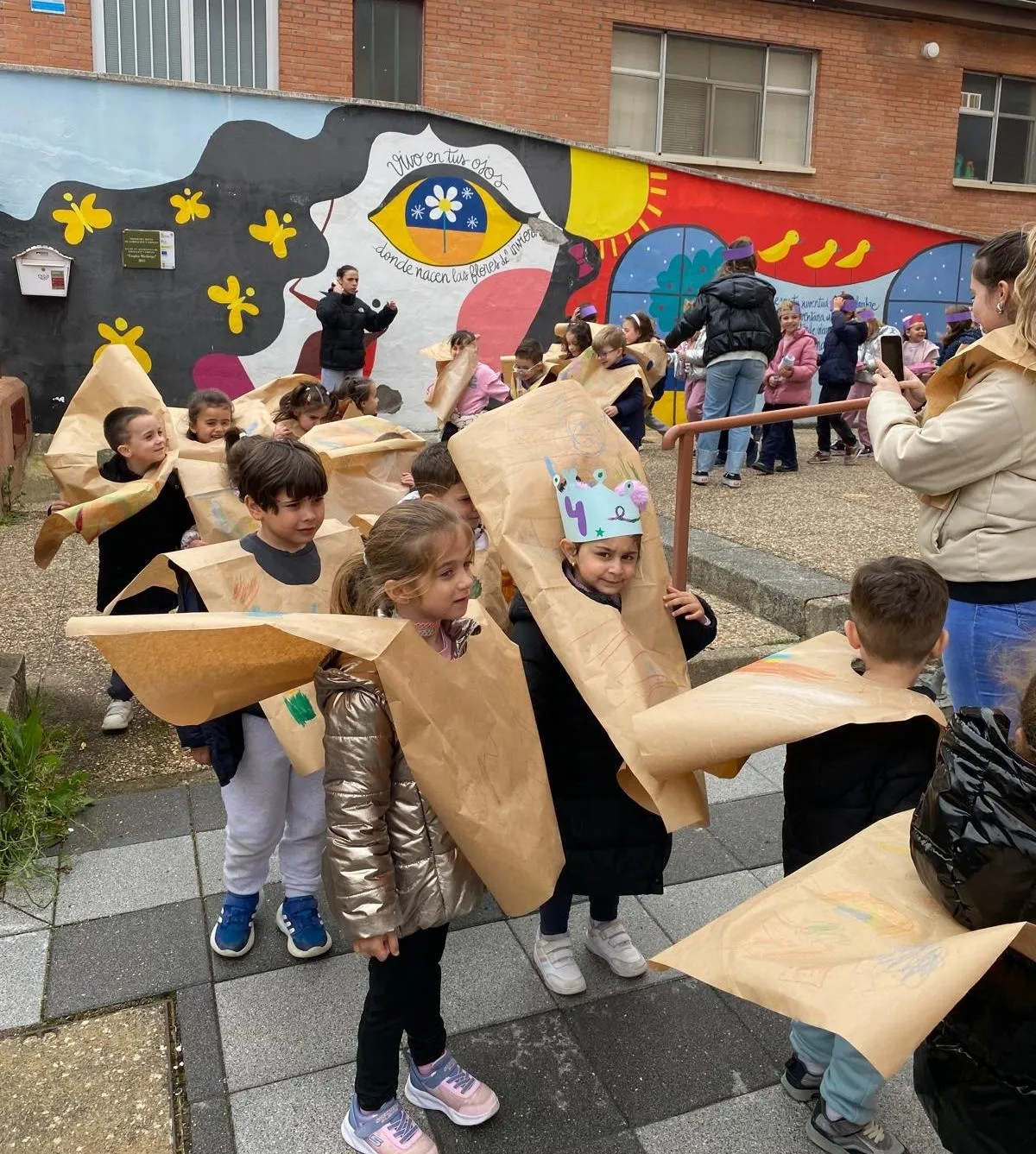 Foto 4 - Finaliza, tras tener su propia procesi&oacute;n, Conciliamos en Semana Santa