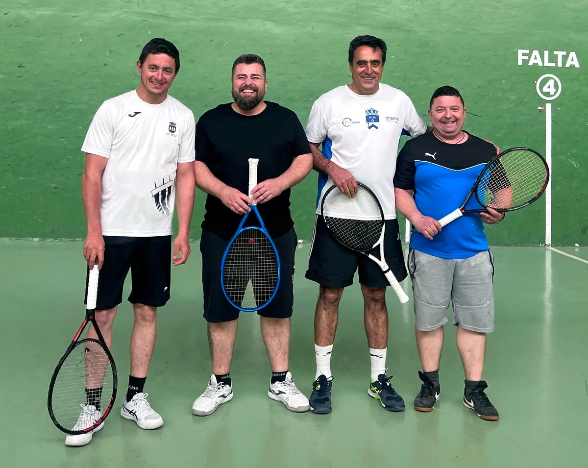 Foto 4 - Pablo Sevillano y &Oacute;scar Moro se imponen en la fase local del Trofeo Diputaci&oacute;n de Frontenis