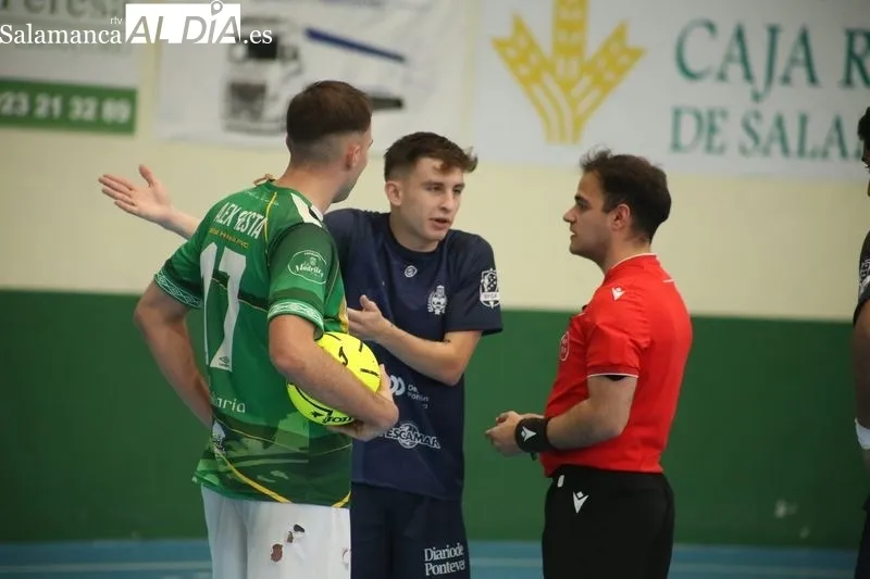 Foto 6 - El Piensos Dur&aacute;n Albense desborda al l&iacute;der y refuerza su candidatura al playoff (7-2)