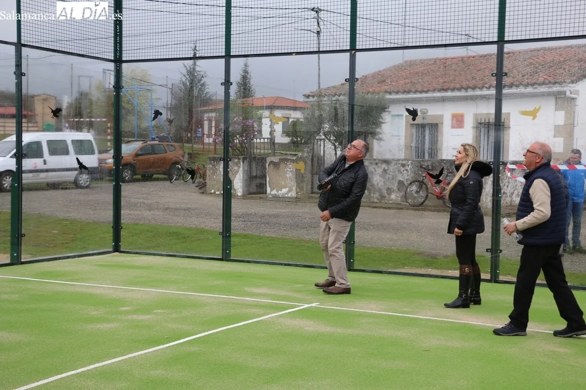 Inauguración de la pista de pádel en Cabeza de Framontanos / CORRAL