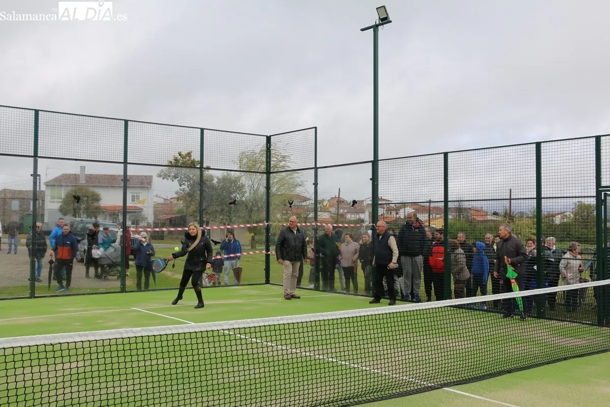 Inauguración de la pista de pádel en Cabeza de Framontanos / CORRAL