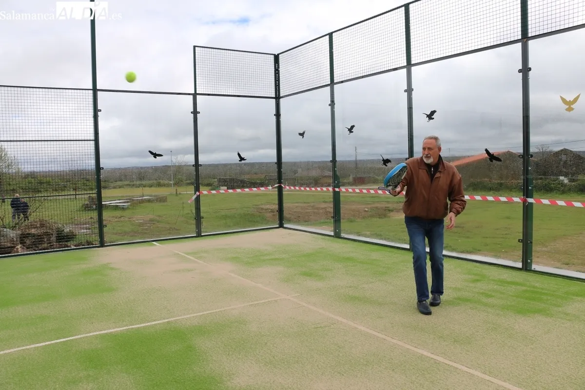 Inauguración de la pista de pádel en Cabeza de Framontanos / CORRAL