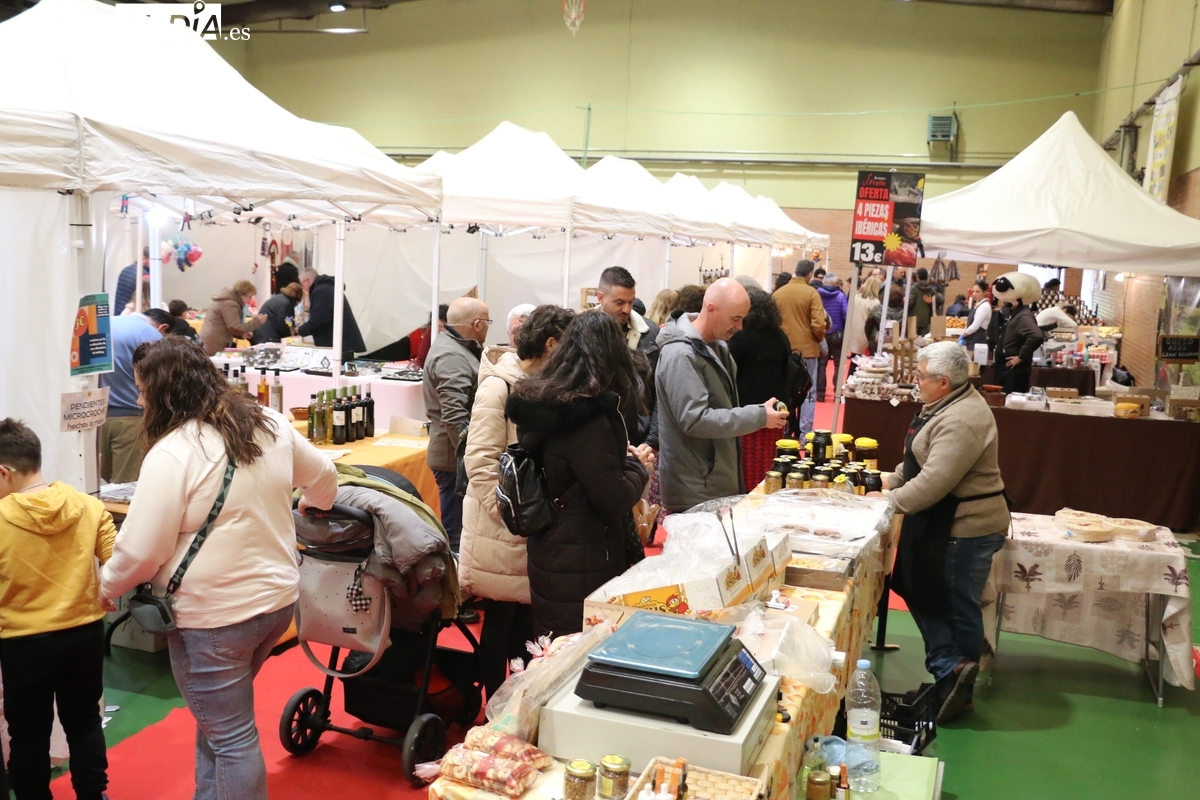 La Feria Agroalimentaria de Vitigudino cierra con una aceptable afluencia de público